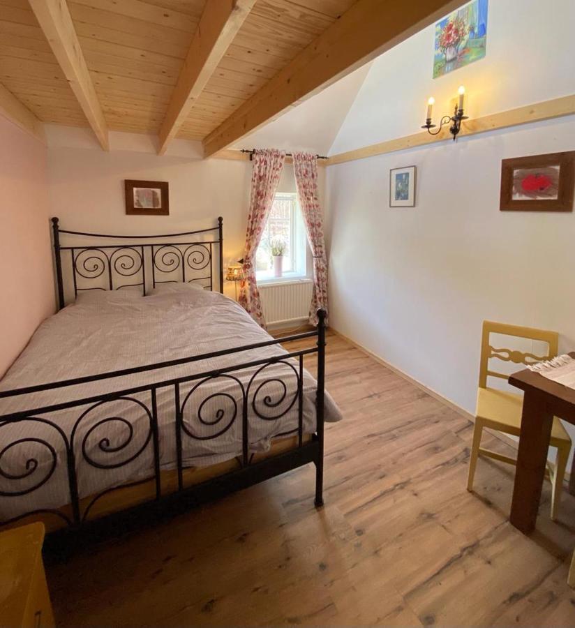 Bed and Breakfast Skrattande Ko Tingsryd Экстерьер фото